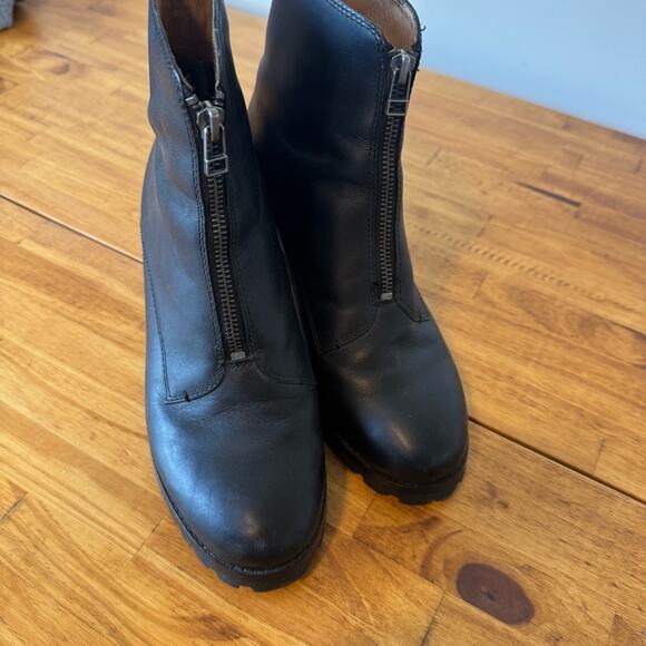 Madewell The Alyce Zip Front Lugsole Black Leather Heeled Boots Size 9 - Picture 3 of 7